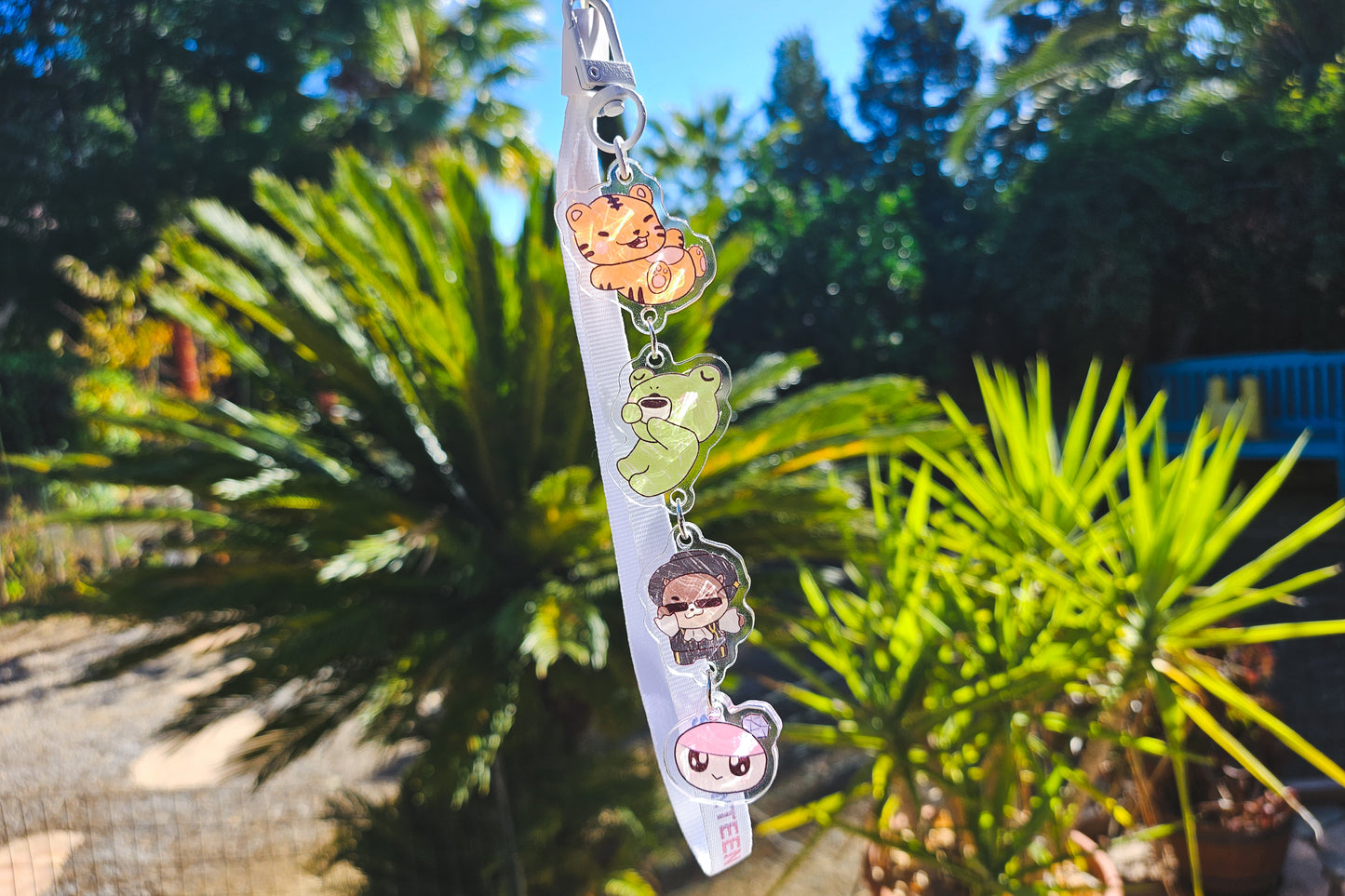 build-a-bias line! Seventeen Linking Keychains