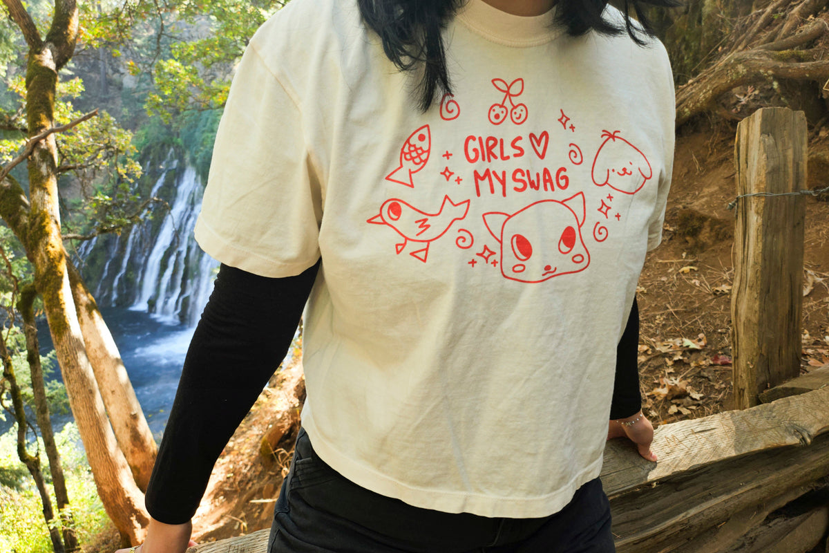 girls love my swag Cropped T-Shirt